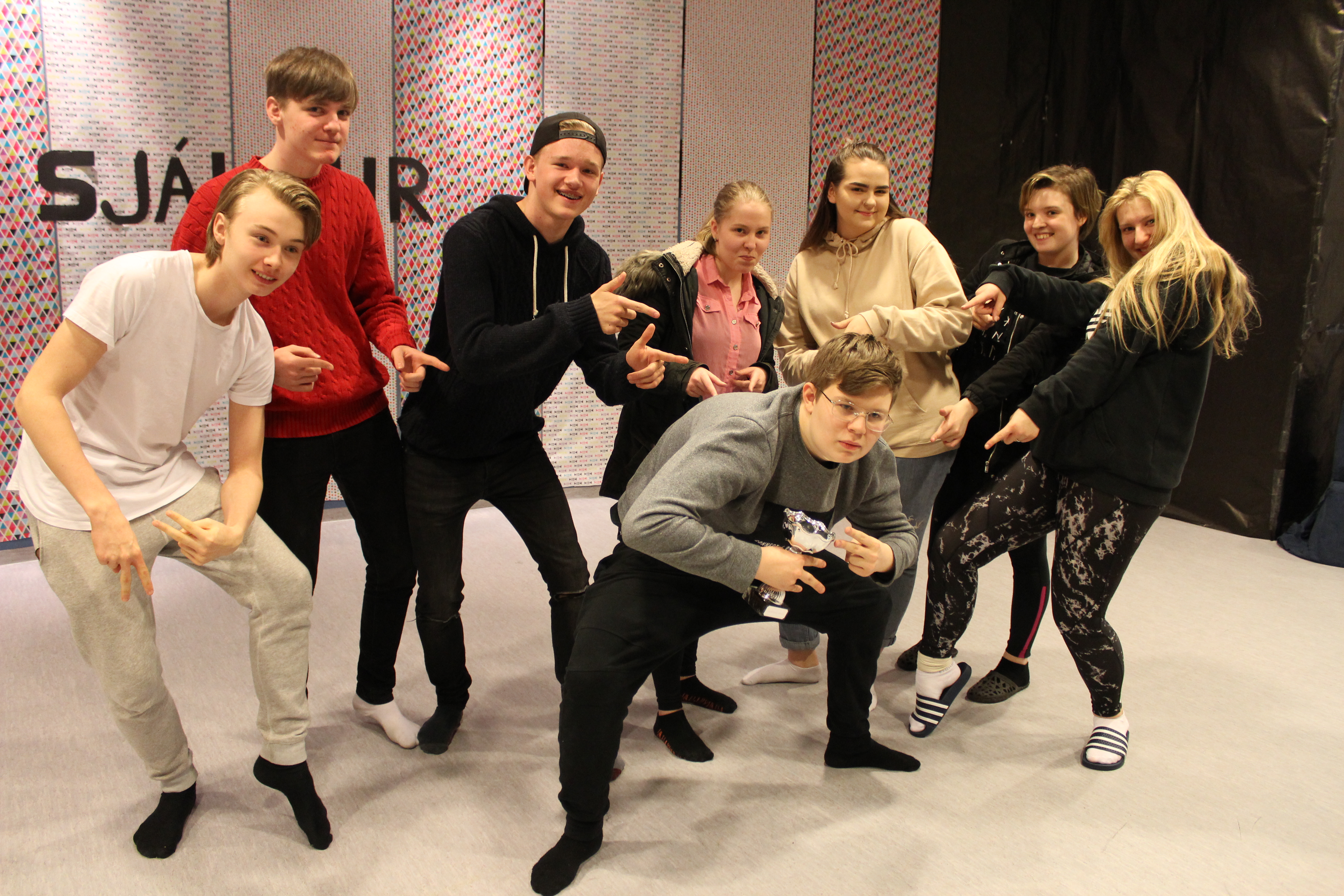 Myndbandið MC Máni er stuttmynd Heiðarskóla 2017